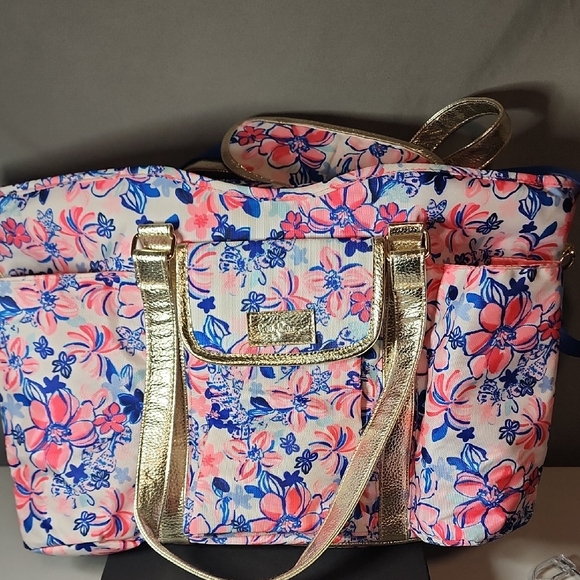 Lilly Pulitzer Handbags - Lilly Pulitzer Pink and Blue Floral Bag with Gold Straps- NWOT